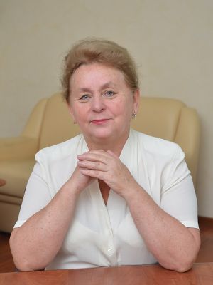 Попова Наталья Митрофановна, профессор, доктор медицинских наук, Заслуженный работник здравоохранения УР и РФ, заведующий кафедрой общественного здоровья и здравоохранения ИГМА